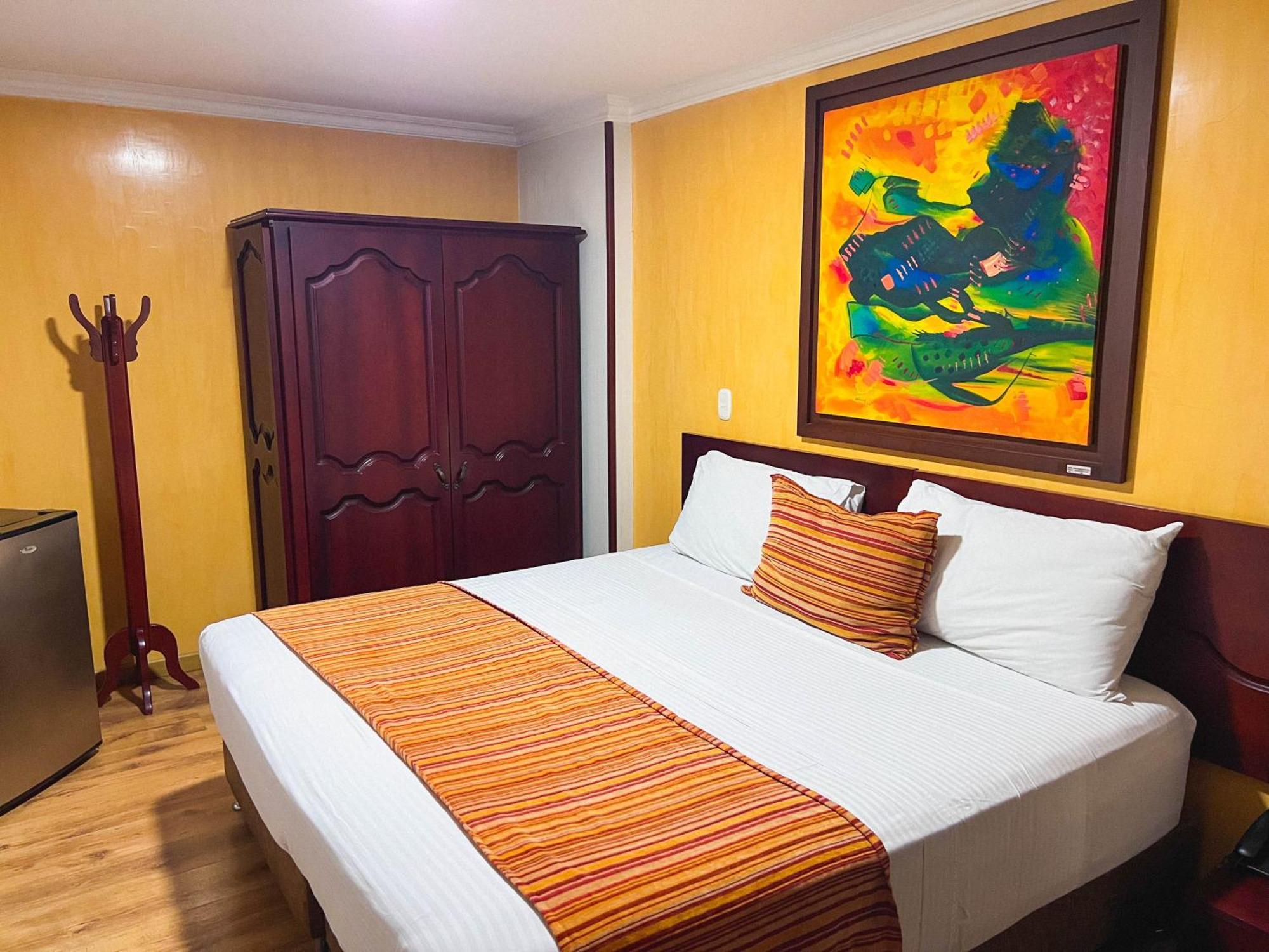 Hotel Luxor Pereira Eksteriør bilde