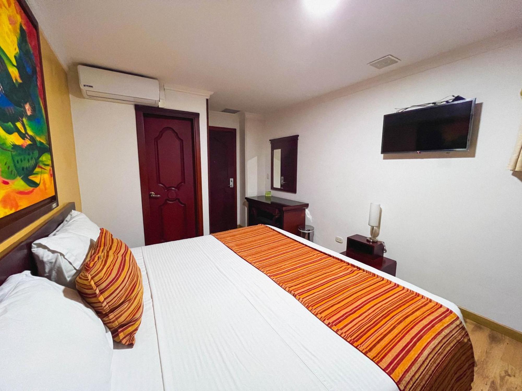 Hotel Luxor Pereira Eksteriør bilde